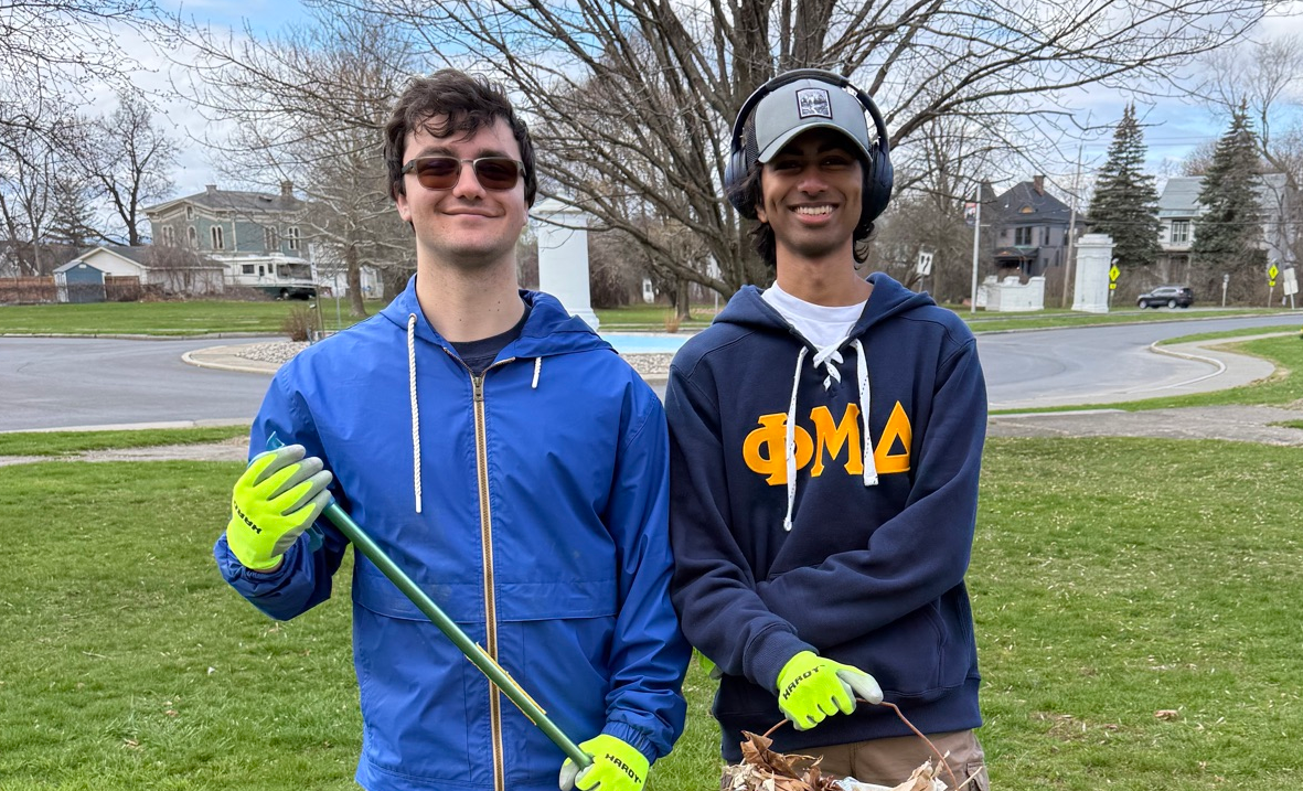 Deacon and Abhi love volunteering!